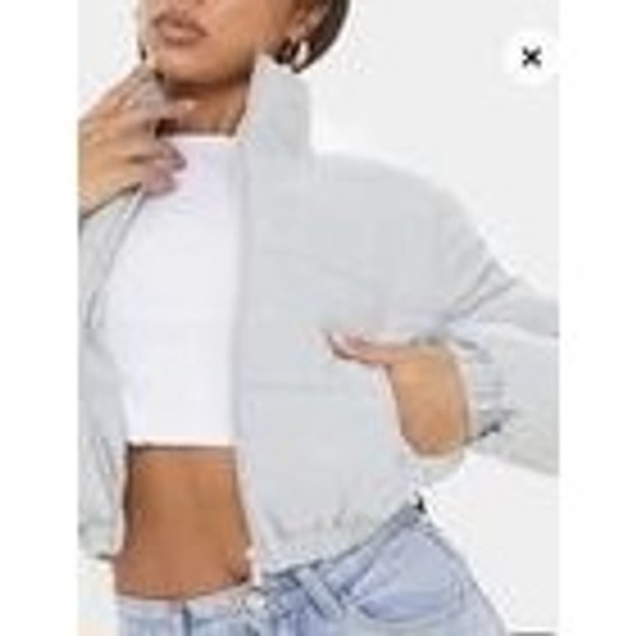 Pretty Little Thing Peach Skin Cropped Bubble Puffer Jacket Gray Size 4 NWT‎ - Picture 3 of 12